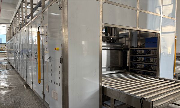 【多槽超声波清洗设备】全自动15槽铝合金钛合金基体清洗线